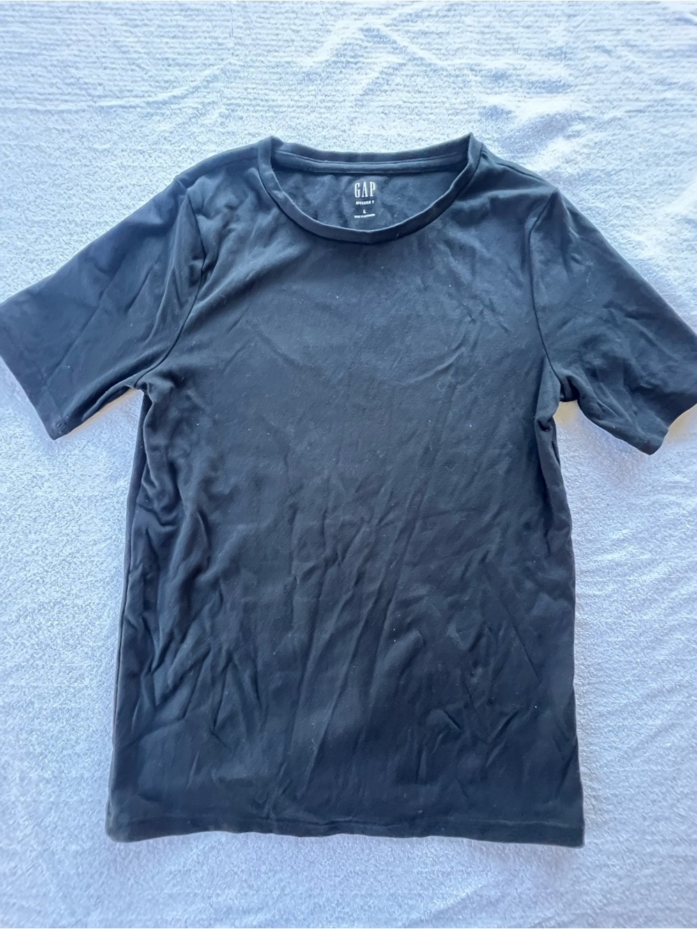 GAP Women’s Black Short Sleeve Crew Tee